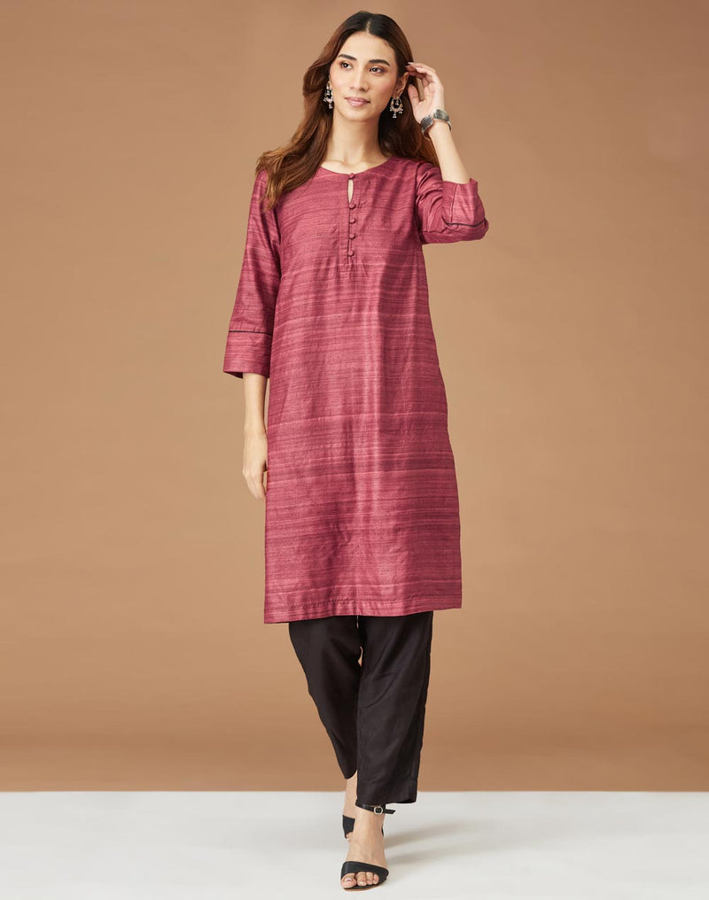 Women Kurta Knee Length Maroon